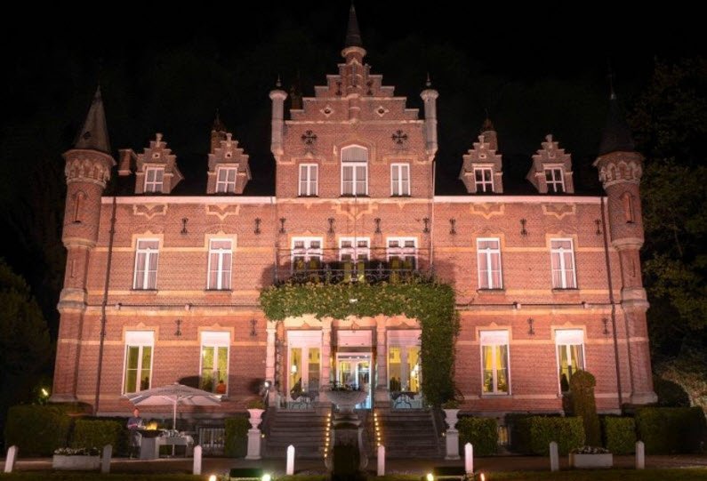 Kasteel Van Meerlaer, Laakdal, Belgium, Belgium
